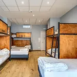 Trastevere Hostel *